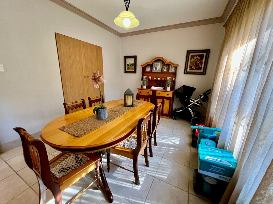 3 Bedroom Property for Sale in Safari Gardens North West